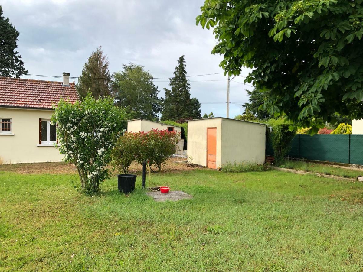 La Petite Maison Des De Josephine Saint-Dye-sur-Loire